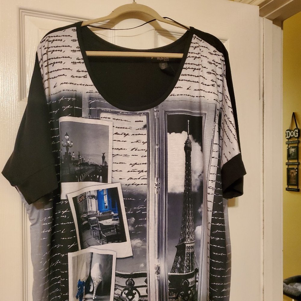 Style & Co graphic tee